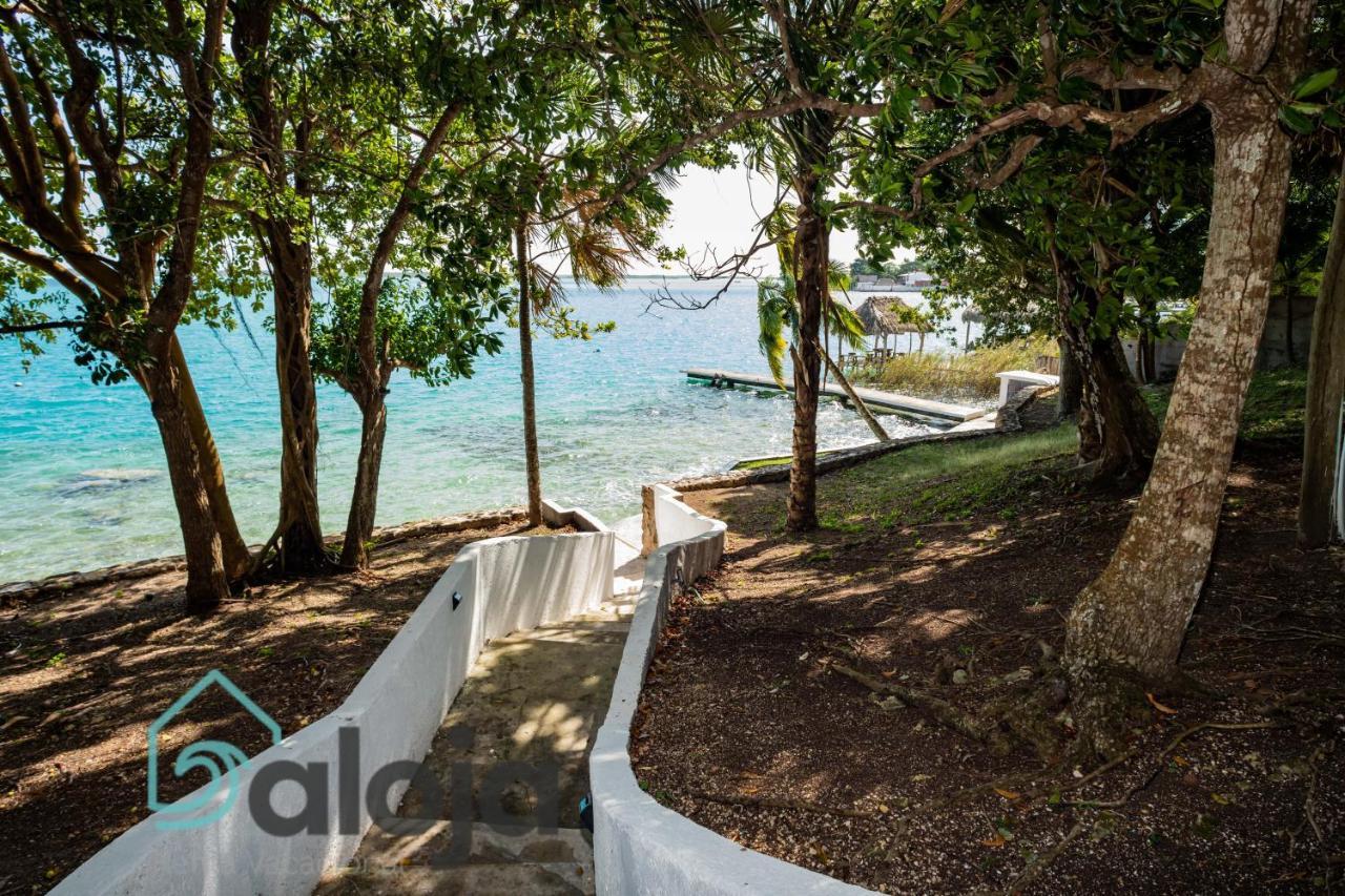 Villa Xtohil With Private Access To The Magic 7 Colors Lagoon Bacalar Dış mekan fotoğraf