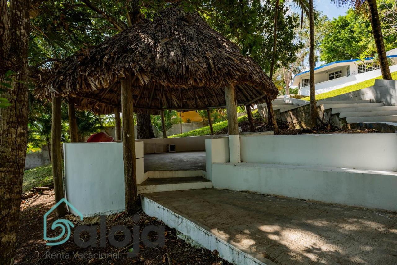 Villa Xtohil With Private Access To The Magic 7 Colors Lagoon Bacalar Dış mekan fotoğraf