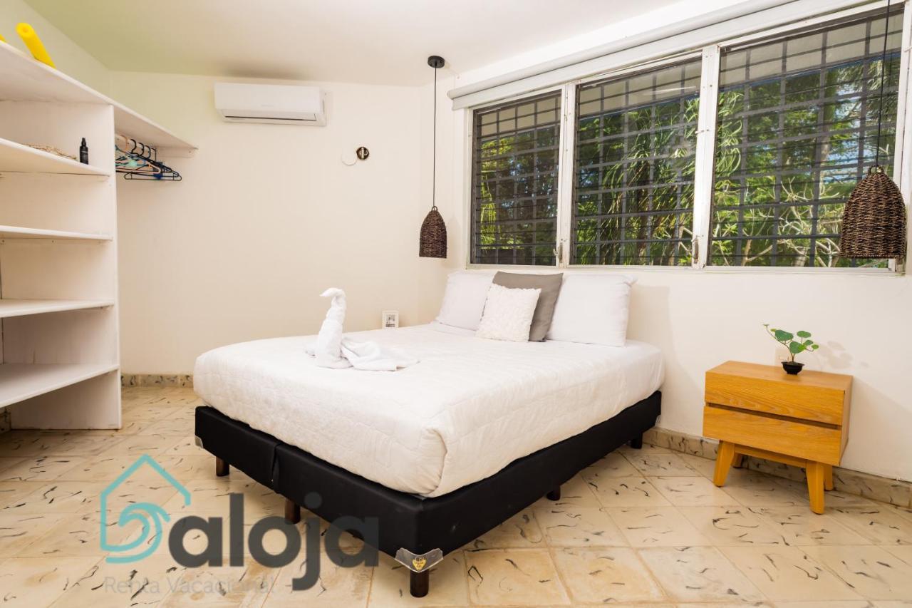 Villa Xtohil With Private Access To The Magic 7 Colors Lagoon Bacalar Dış mekan fotoğraf